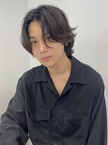 ユーフォリア 渋谷グランデ(Euphoria SHIBUYA GRANDE) ミディアムメンズ ニュアンスパーマ 毛流れ MOMO