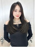 華やかなエアリー感で大人美人に