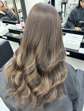 ベルグローアルファ(BELLE GROW ALPHA) エクステでニュアンスハイライト/MIYU