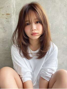 ミー 岡崎(mii) レイヤーセミロング