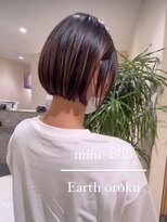 アース 小禄店(EARTH)&nbsp;ミニボブ/切りっぱなし小顔ボブ/ハイライト/似合わせカット
