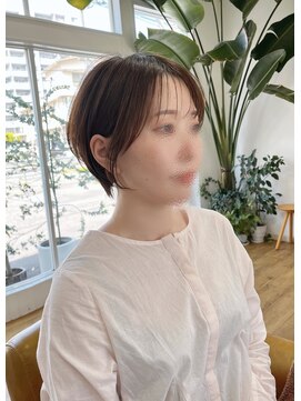 コムヘアー(COM HAIR) ショートヘア。