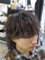 オーバル ジングウマエ(OVARL jingumae)&nbsp;シャドウパーマサーフカールフェザーパーマ縦落ちパーマ