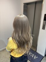 アヴァンスアンス 広島袋町店(AVANCE.ens)&nbsp;ブランドベージュとブリーチ２回～