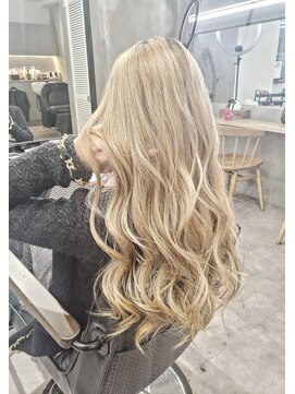 エイト 池袋店(EIGHT ikebukuro) ブロンドカラー