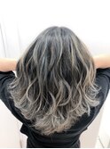 デザインカラーレイヤーカットウェットヘアオリーブベージュ
