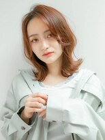 大人可愛いこなれミディ