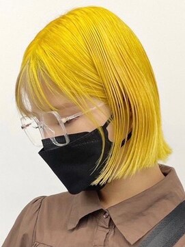 ウィコ 新宿(WICO) レモンイエロー☆ケアブリーチ/ペールベージュ[新宿駅]