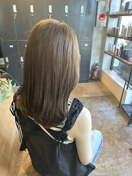 フェリア ファム 桃山台(FERIA fam) アッシュベージュ×レイヤーカット