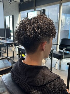 スタッド 松戸(stud. Men‘s) ショートツイストスパイラルパーマ