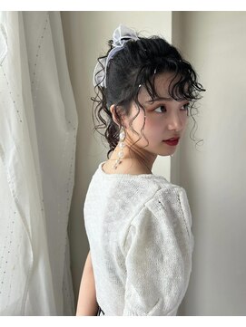 シュシュ(chouchou) ふわふわポニーテール