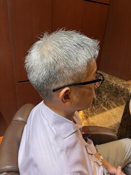 ヘアモード キクチ 銀座店 銀座 理容室 ショートスタイル メンズカット