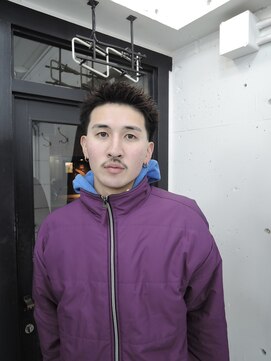 スパイキーショート