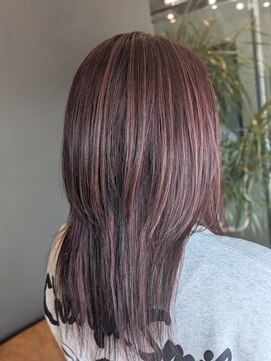 ジールヘアー(GIIL HAIR) ロングハイレイヤースタイル