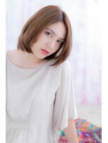 ノーバングでシンプルかわいい丸みショートボブ