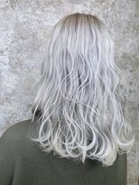 イエローコーン 金沢文庫店(YELLOW CORN)&nbsp;プラチナホワイト