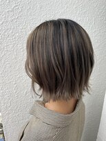 ギルマ(Girma)&nbsp;外ハネ×バレイヤージュ