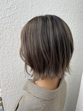 ギルマ(Girma) 外ハネ×バレイヤージュ