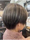 低めのツーブロック気味のナチュラルショート