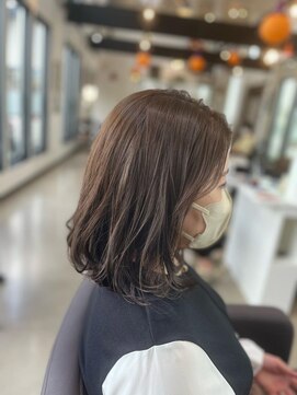 アンナヘアヴィラ(AnNa hair villa) 巻き髪ミディ