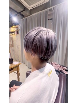 トゥルース 獨協大学前店(Hair&Make TRUTH) 艶☆ホワイトシルバー