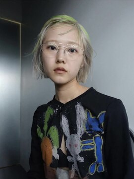 シキ 渋谷(siki) ハイトーン/ブリーチ/レイヤーカット/シアーカラー/渋谷/原宿