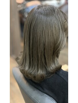 アルール バイ フェローズ(ARULE by fellows) 外ハネミディアムボブ