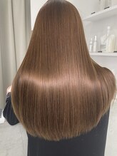 《髪質改善美容液成分》配合ito.カラーで低刺激＋毛髪補強＋質感向上を同時にアプローチ◎