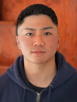 ロマンズヘッド(浪漫頭髪 ROMAN’S HEAD) スキンフェードアイロンパーマ