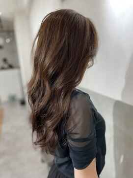 クーシ(kuusi) オリーブベージュ/ブリーチ無し【高円寺/東高円寺/新高円寺】