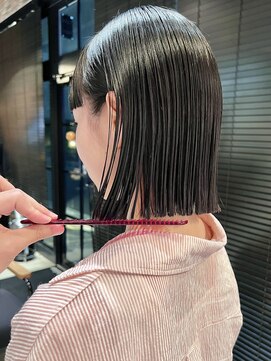 オーガニック アトリエ 大宮(organic+atelier) 20代30代透明感暗髪アッシュブルーグレージュ丸みボブ