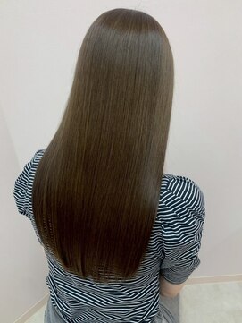 ソンノ(sonno) オリーブグレージュカラー 透明感カラー ストレート 髪質改善