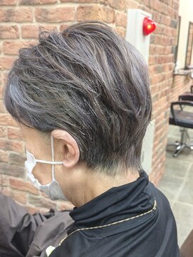 グレイス(gRace) 白髪ぼかし／明るい白髪染め／透明感カラー／ショート