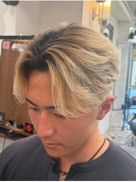 メゾンフォーメン 心斎橋店(Maison for men) センターパート/ニュアンスパーマ/バレイヤージュ/フェード