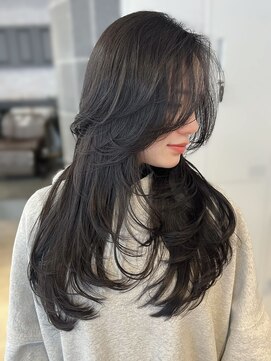 リアンバイアリュール(Lian by Allure) レイヤーカットハッシュカット髪質改善顔周り前髪ボブブリーチ