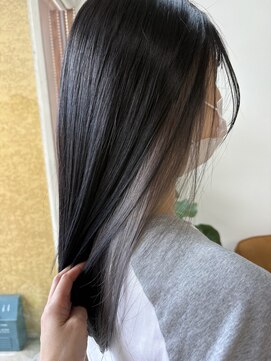 エルフゥ(Elle fou) インナーカラー　シルバー