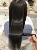 高濃度美容液配合でダメージを抑えながらツヤサラ美髪へ♪