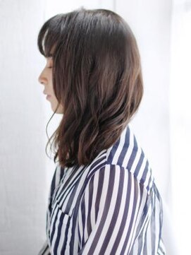 ヘアメイク ナル(hair make nalu) Aラインの透け感ゆるカール