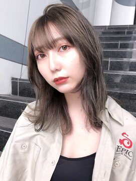 アイティー バイ アルバム 浦和店(IT by ALBUM) ラフウェーブ_オリーブカラーハイライトカラー_47803