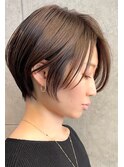 前髪長めの前下がりショートボブ　担当カタダ