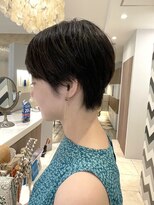 大人可愛い20代30代40代黒髪前下がりショートボブ丸みショート◎