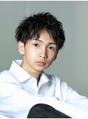 ソフトツイストツーブロック刈り上げショートアップバング
