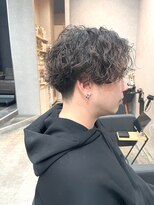 ルーツ(Roots)&nbsp;猫っ毛でもゆるふわトップ☆波巻きスパイラル