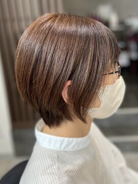 アトリエコア(Atelier Coa) ショートカットショートボブハンサムショートグレージュカラー