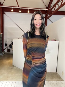 ブリックマウントヘアメイク(Blic mt hair make) ミディアムデザインカラー