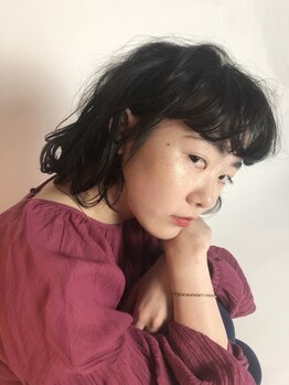 ロベック モトヤマ(Lobec MOTOYAMA)の写真/【本山】華やかなパーマスタイルで毎日のお手入れも簡単に！ふんわりとした柔らかな質感のパーマが叶う★