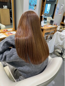ファム 楽々園店(femme)の写真/髪質改善×トレンドでケアをしながらお洒落をアップデート♪普段と一味違うこなれ感のあるウル艶HairをGET!