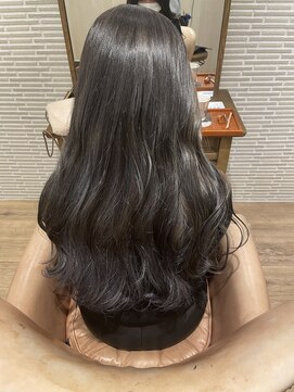 アナザーワールドココン(ANOTHER WORLD cocon) 透明感抜群グレー