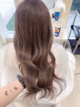 ニコラ(NICOLA) 透明感ブラウン