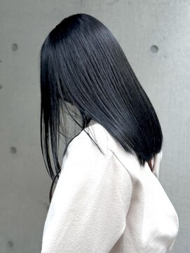 シャロン(SHARON) 艶カラー×ブルーブラック